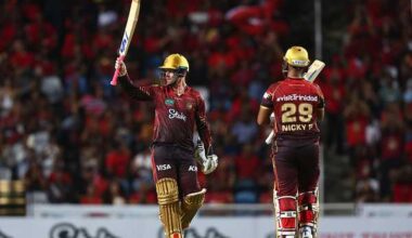 Munro, Pooran push TKR to top of the table