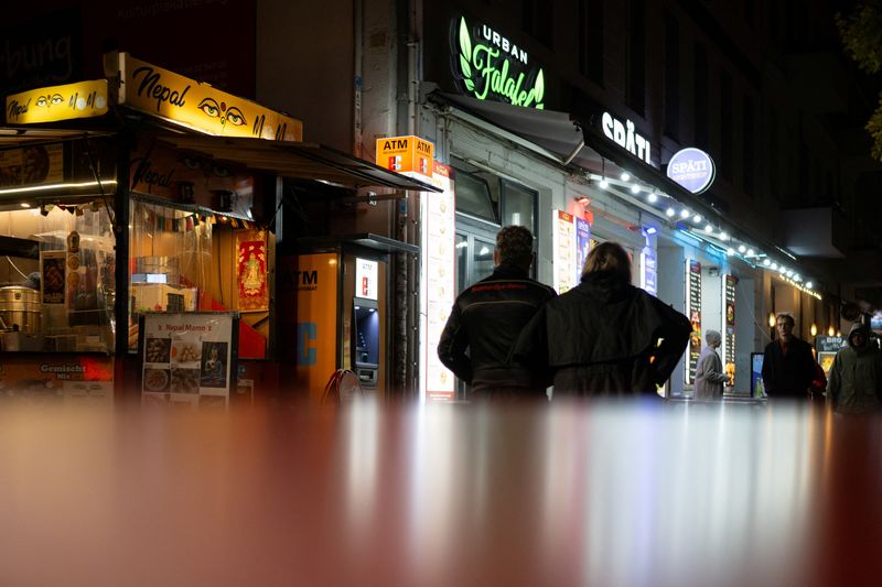 Germany's services sector shows modest growth in July, PMI shows