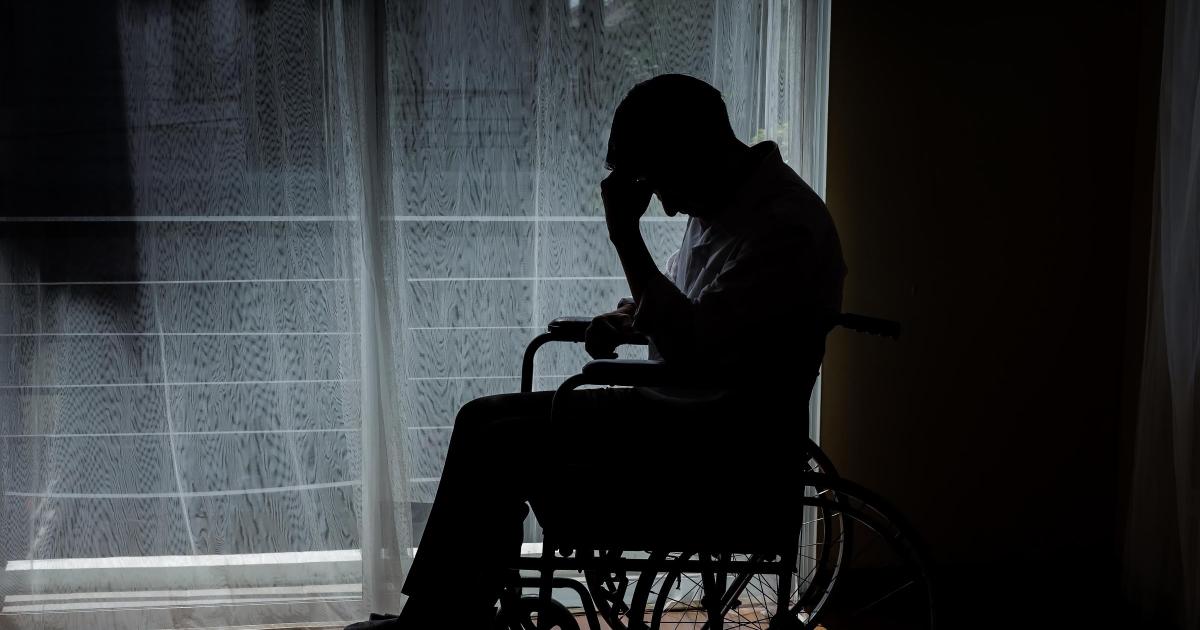 Thousands of Scots stuck in hospital as waiting lists rise