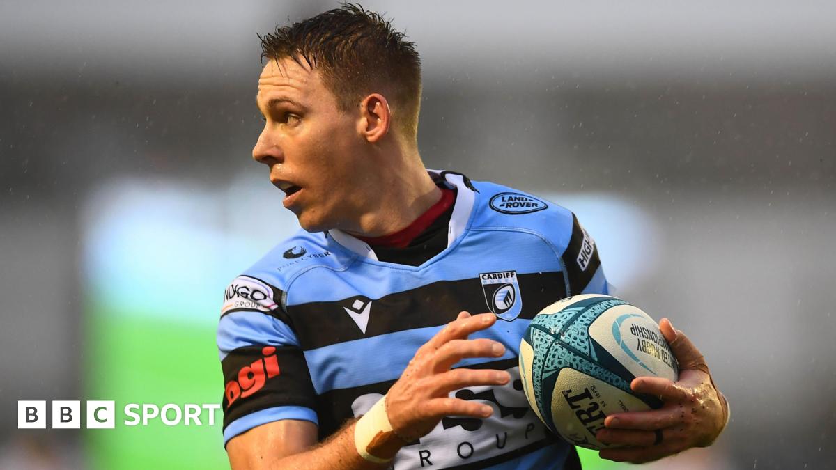 Liam Williams: Wales full-back trains with old club Cardiff