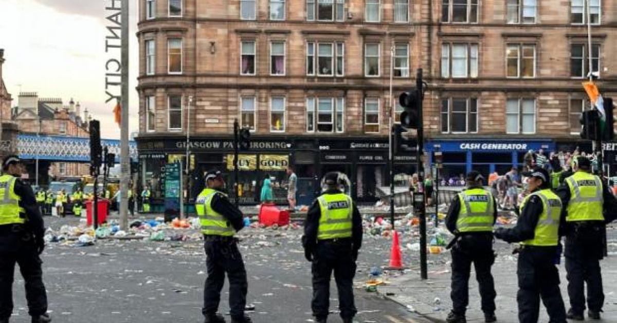 Police accused of 'insulting taxpayers' in Glasgow over 'Celtic party'