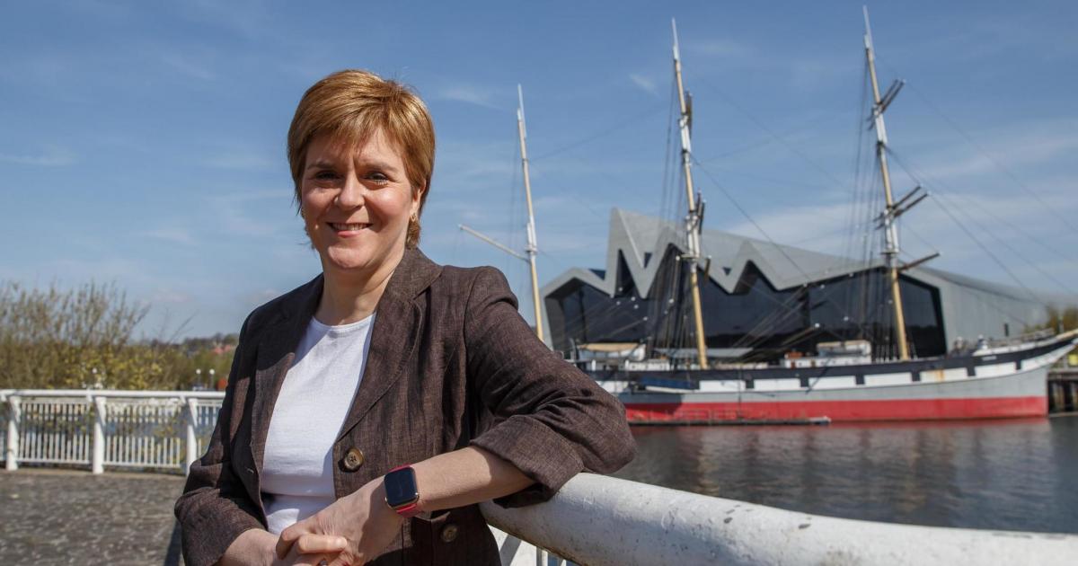 Nicola Sturgeon tells of sectarian abuse she faced in Glasgow's Govan