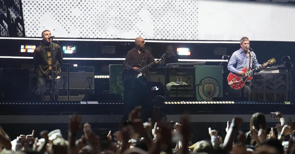 Oasis release live hit from Edinburgh gig with further council jibe