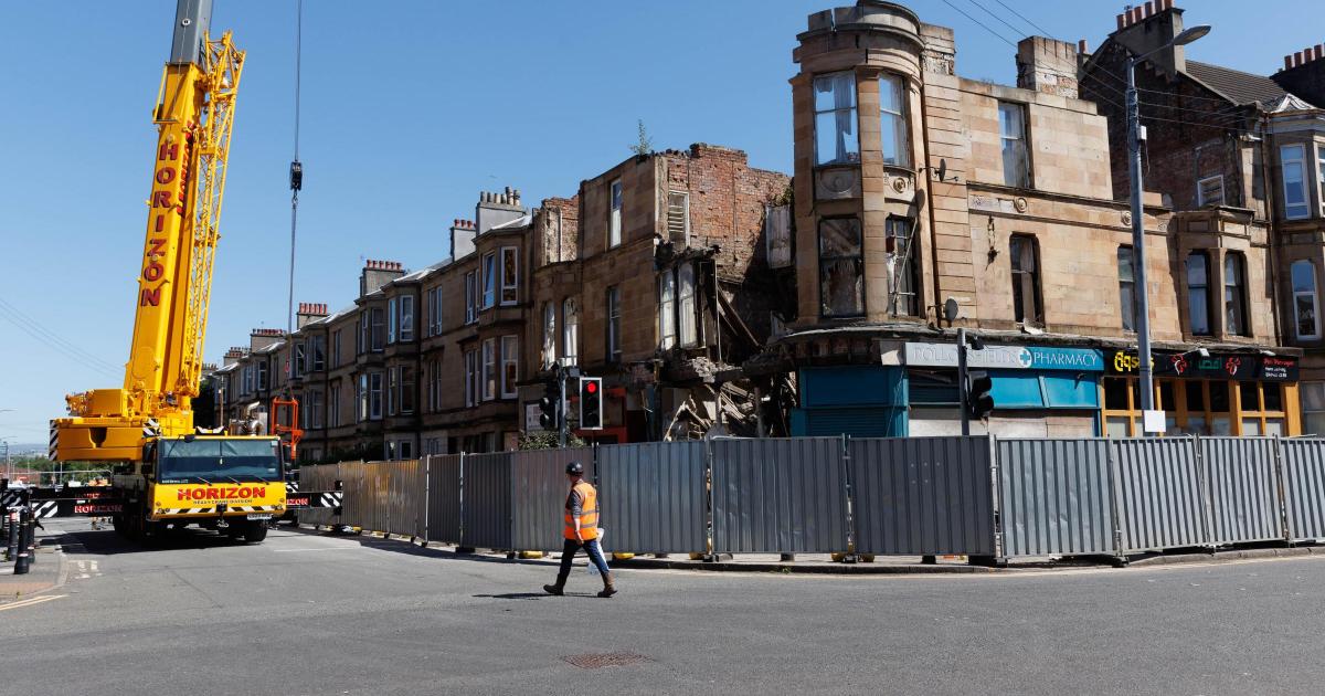 Council boss urged to step in after Glasgow tenement collapse