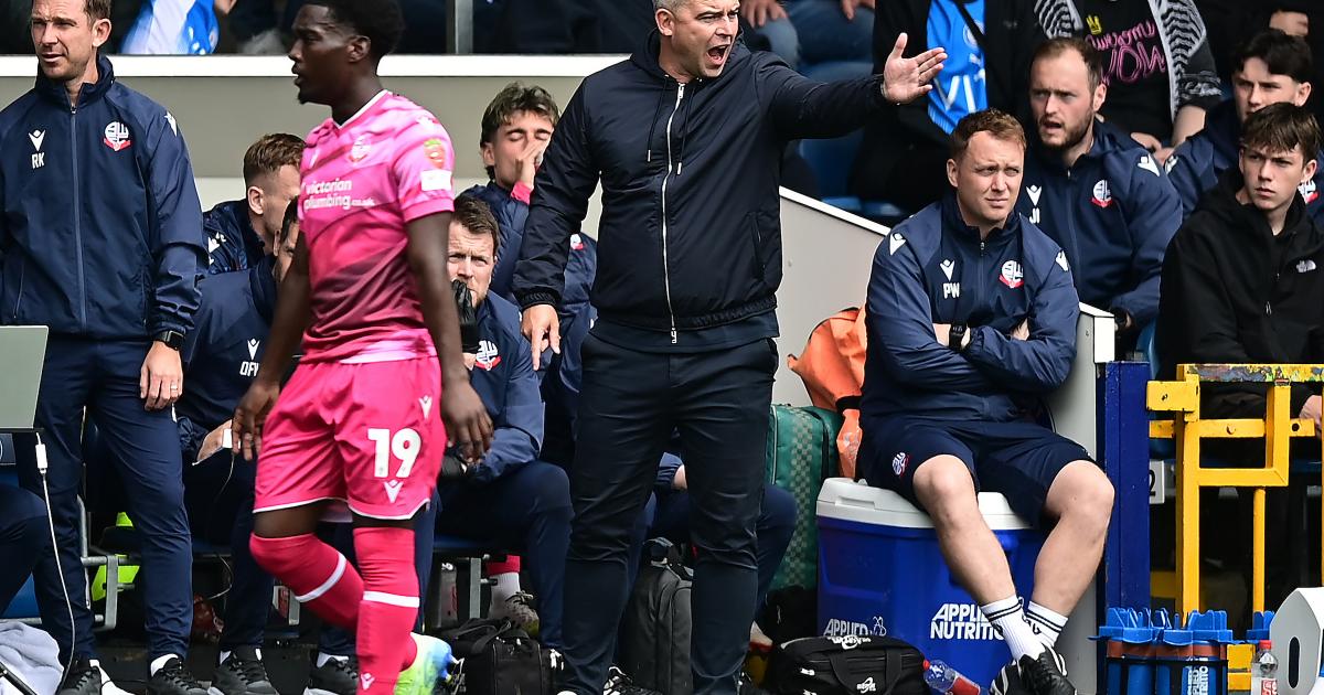 Bolton Wanderers boss Schumacher on Stockport loss and missed chances