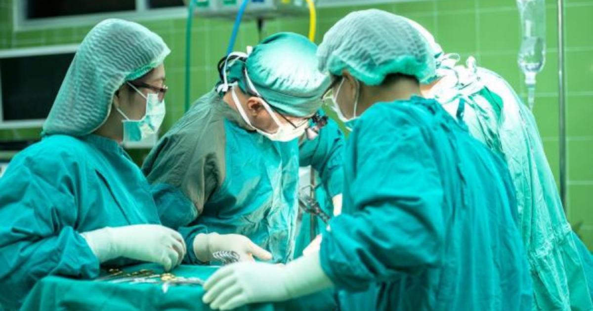 Record number of hip and knee operations at Scottish hospitals