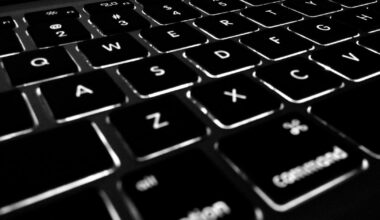 West Yorkshire Police warning over children's internet access