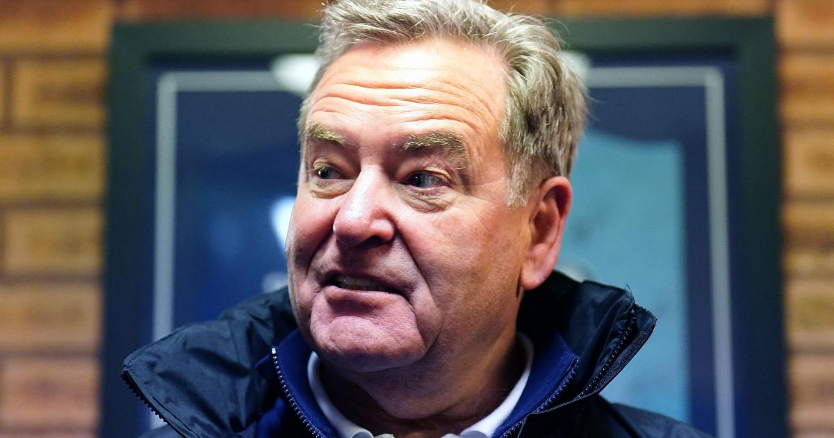 Request for Jeff Stelling to be banned from boardrooms labelled ‘shock’ by fans