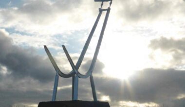 New date for RAF Burtonwood Bolt of Lightning sculpture beside M62