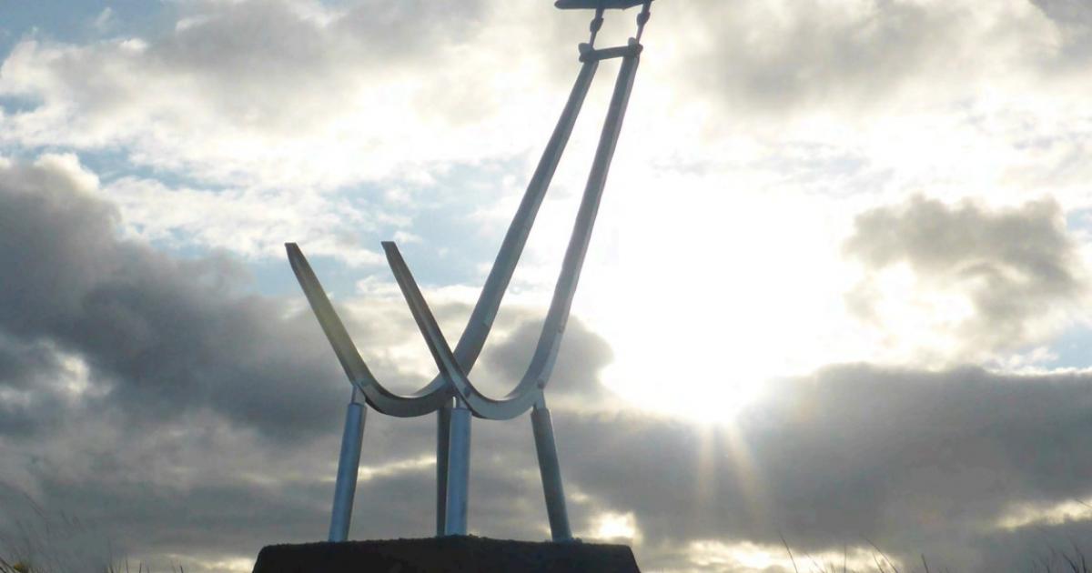 New date for RAF Burtonwood Bolt of Lightning sculpture beside M62