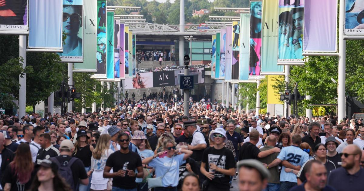 Edinburgh Council remarks about Oasis fans ‘snobby’, Scottish Secretary says