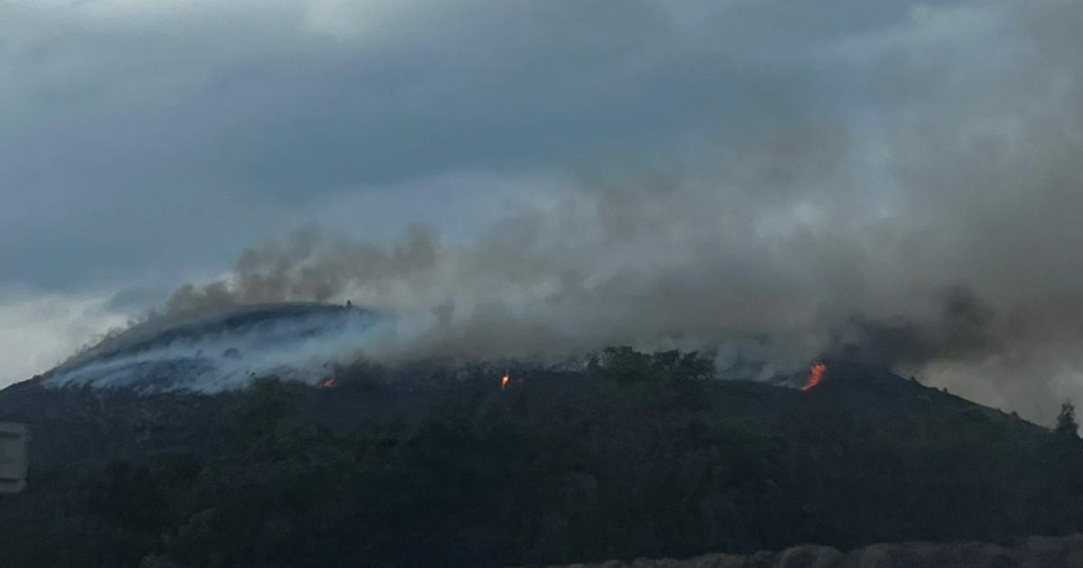 Arthur's Seat fire blazes as plumes of smoke seen for miles