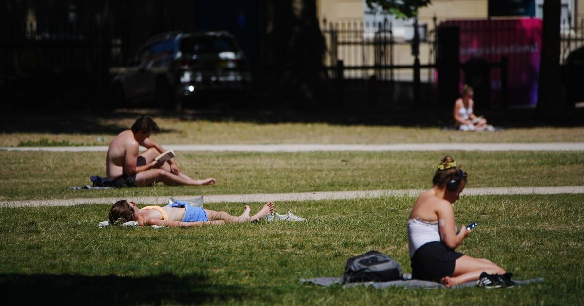 UK Weather: Amber heat health alert issued amid heatwave