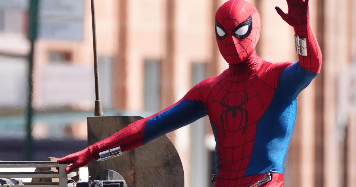 Spider-Man stunt double seen racing through Glasgow on military vehicle