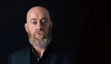 Tributes pour after Glasgow comedian Gary Little's death