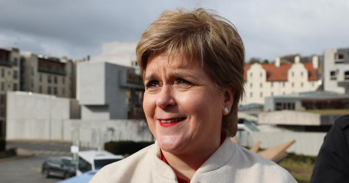 Mayor Khan says Sturgeon ‘knew her stuff’ but says SNP have ‘hoarded power’