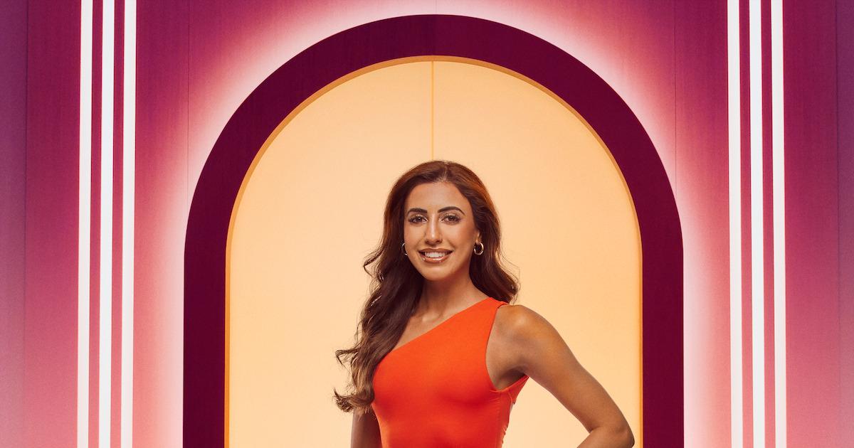 Love Is Blind UK: Bucks woman, Sarover, takes part in show