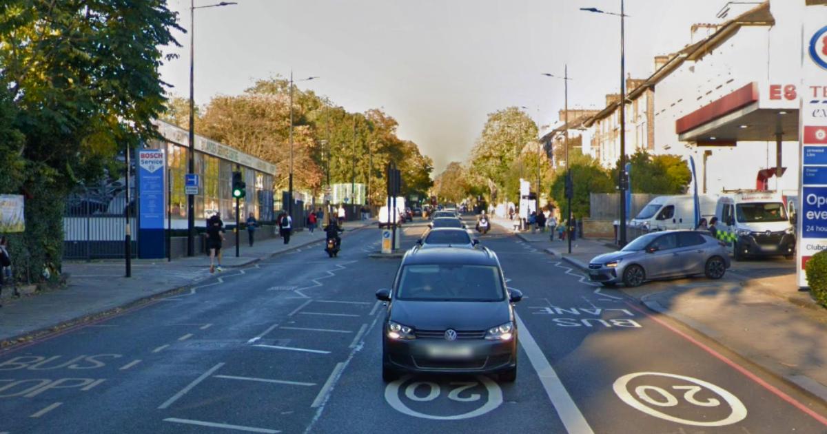Camden Road ‘man with axe’: Suspect arrested by police
