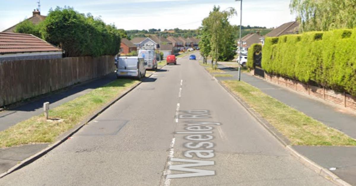 Land Rover stolen from driveway in Rubery