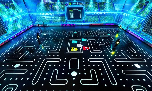 Players will make their way through a number of different lifesize mazes