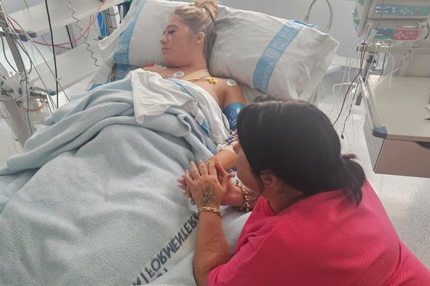 Lauren Holmes with her mum