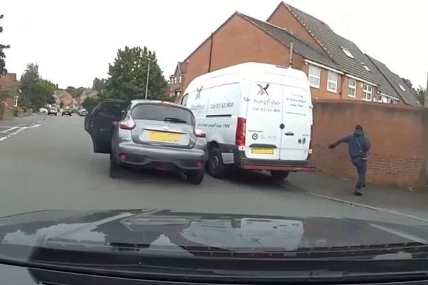 Police pursued this cloned Nissan Juke around Smethwick in the week. The occupants in the vehicle tried throwing items at the Police Vehicle during the pursuit, and the driver attempted several reverse rams.