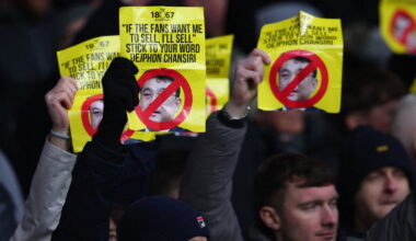 SWFC - Sheffield Wednesday fans protest