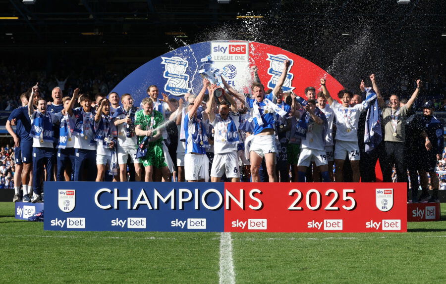 BCFC - Birmingham City lift the L1 title