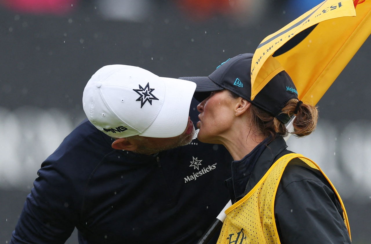LIV Golf: Former World No.1 teams up with former caddie ahead of crucial stretch
