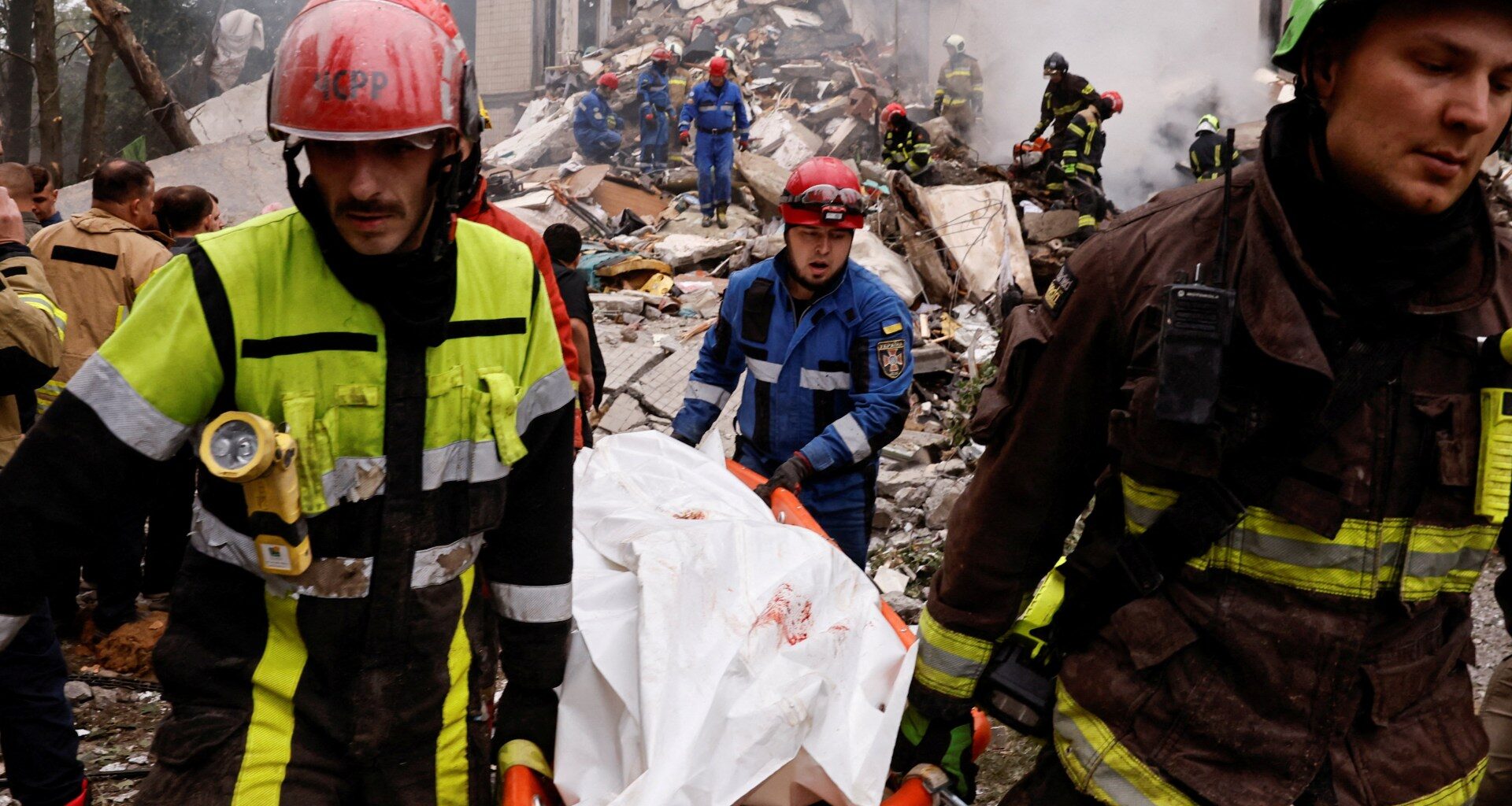 After one of Russia’s deadliest attacks, Kyiv residents lose hope for help | Russia-Ukraine war News