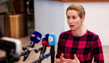 Top European diplomat says Putin is setting 'a trap' by demanding Ukraine concessions