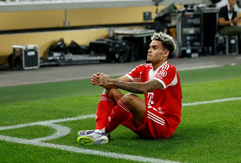 Luis Diaz reacts.