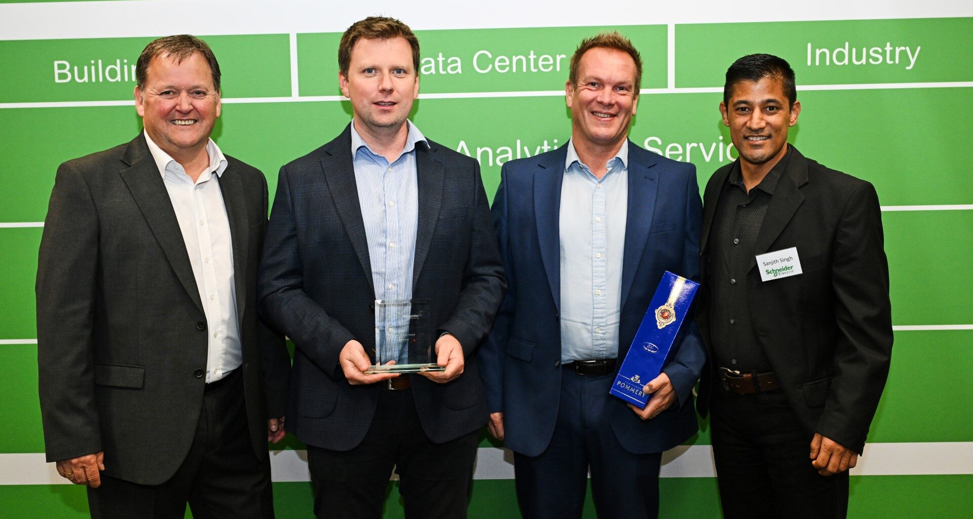 NeoDyne and Schneider Electric boost UK grid stability with landmark 50 MW BESS project
