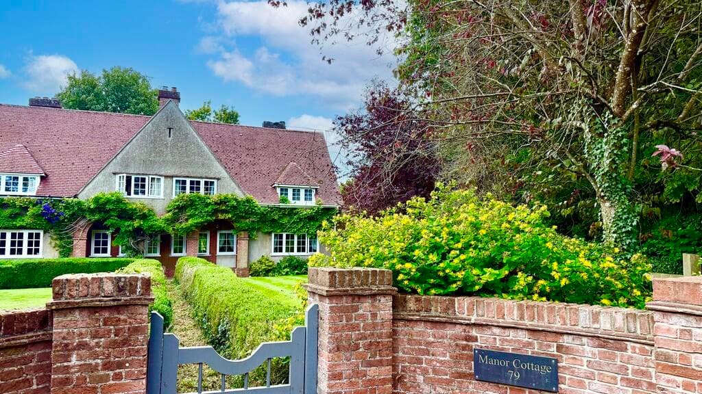 100-year-old stylish and flexible home for sale for £700,000
