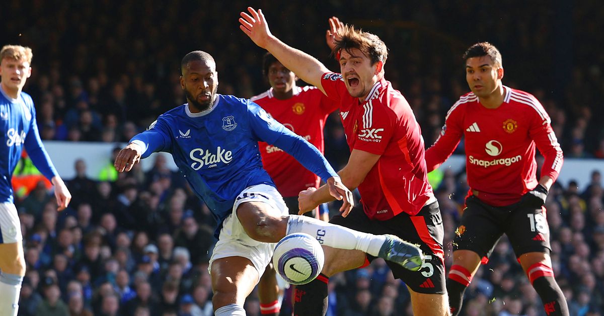 Everton vs Manchester United: Match Preview, Starting Lineups, Stream Info & How to Watch