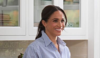 Meghan Markle rocks skinny jeans in 'elevated' look for barefoot beach stroll in unseen photos