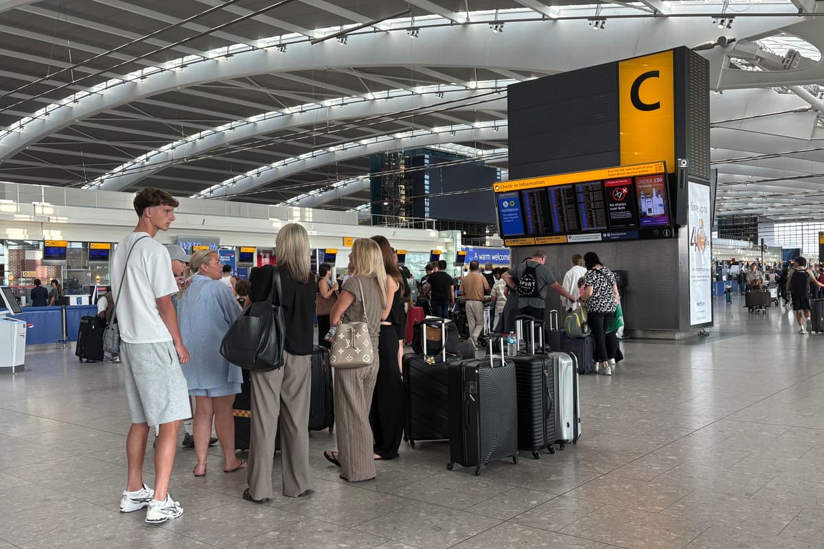 Cause of radar outage that grounded 150 flights at UK airports revealed - London Evening Standard
