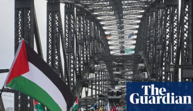 The horror of Gaza called and a mass of rain-soaked Sydney Harbour Bridge marchers, young and old, came in full force | Sydney