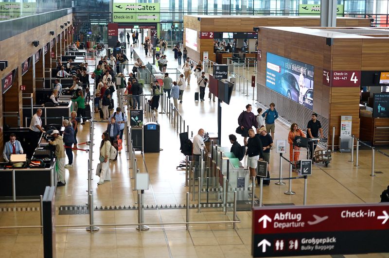 German aviation lobby warns of economic fallout as airlines withdraw over costs