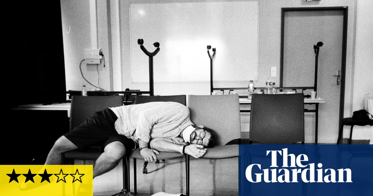 On the Edge review – gripping study of France’s overstretched mental health system | Movies