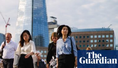 More than 200,000 UK workers switch to four-day week since 2019 | Four-day week