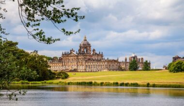 The most splendid English stately homes that everyone needs to visit