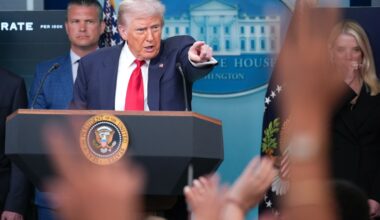 Trump says Ukraine must accept redrawing of borders to achieve peace — follow live