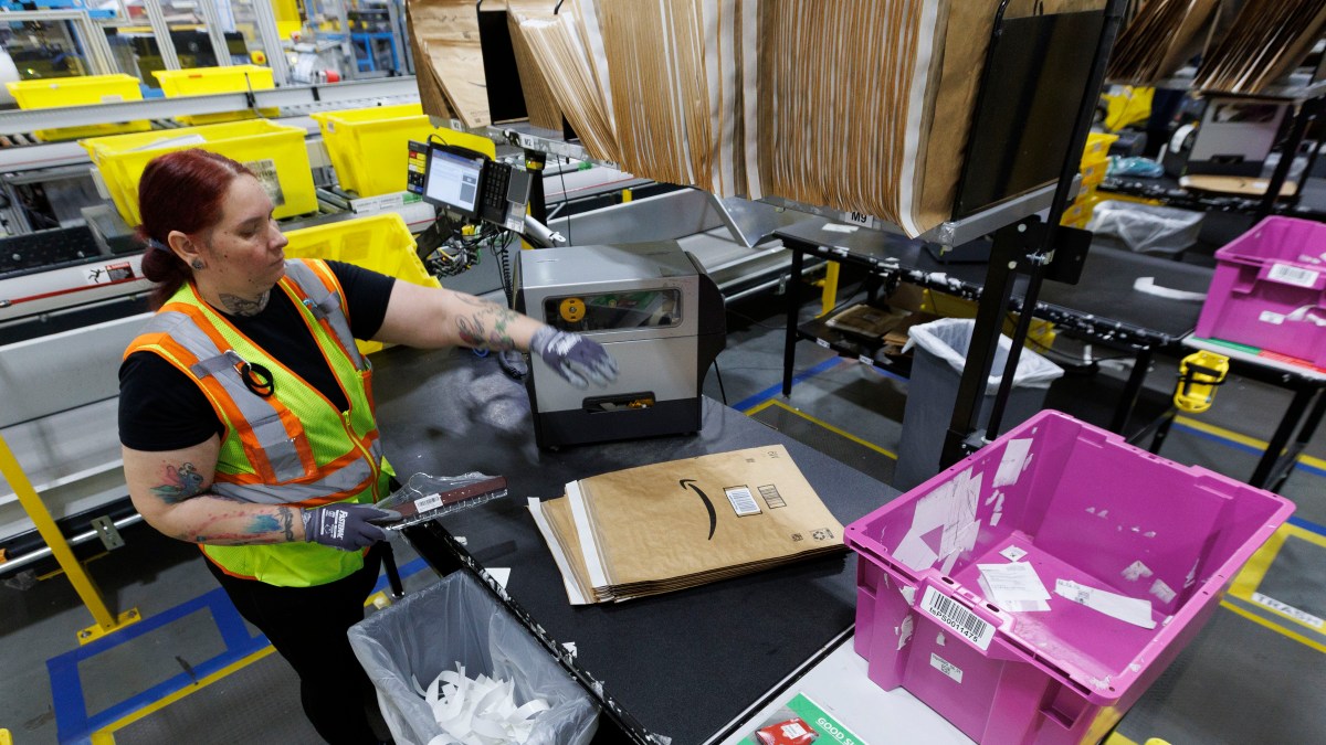 Amazon shares drop on shrinking cloud computing margins