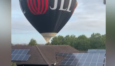 hot air balloon crashes into Bristol primary school