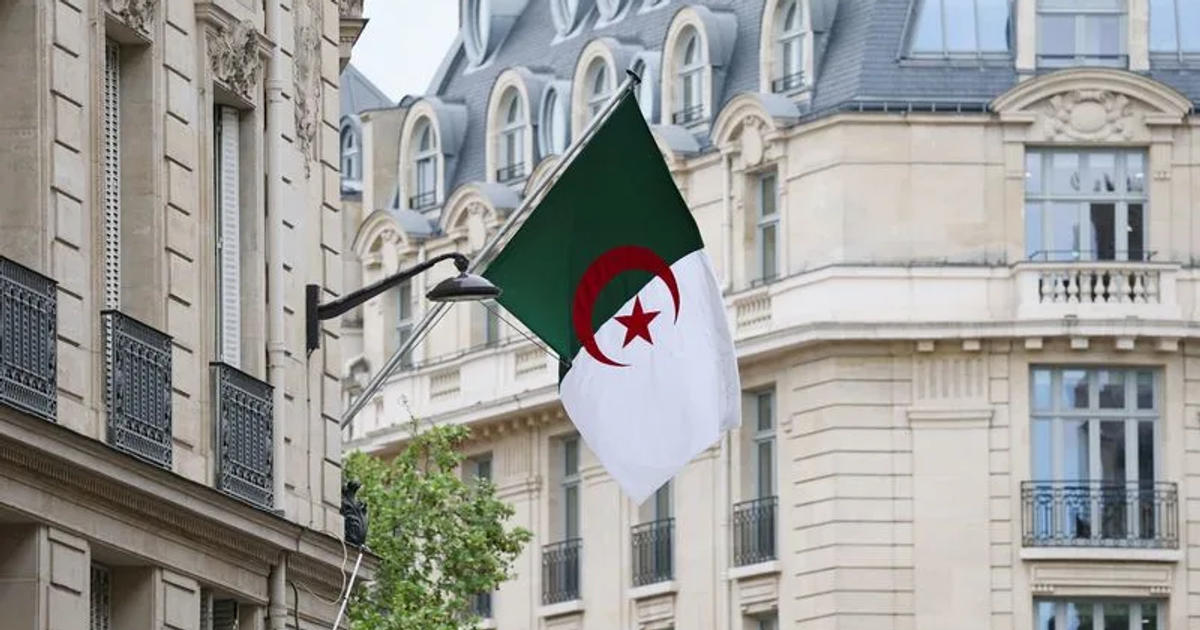 France orders tighter visa controls on Algerian diplomats amid deportation row