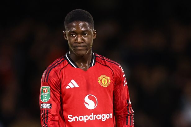 Mainoo started against Grimsby