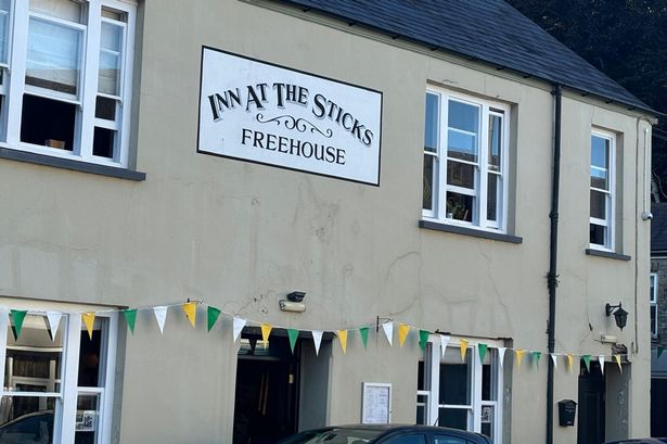 Outside the Inn at the Sticks