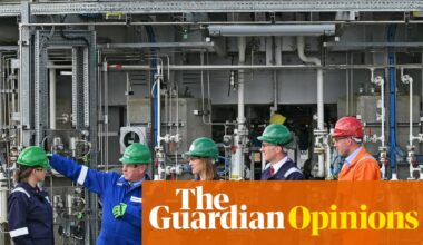 In our first year Labour fixed the foundations – now we must build a stronger economy for a renewed Britain | Rachel Reeves