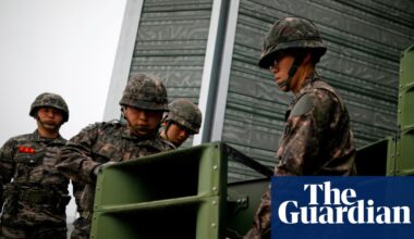 South Korea begins removing loudspeakers on border with North to reduce tensions | South Korea